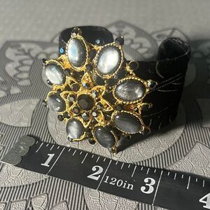 Cara-cara Women's multi Jewellery